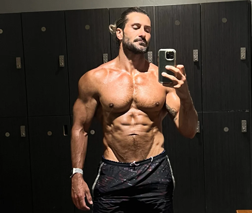 Darragh Journey Top Selfie